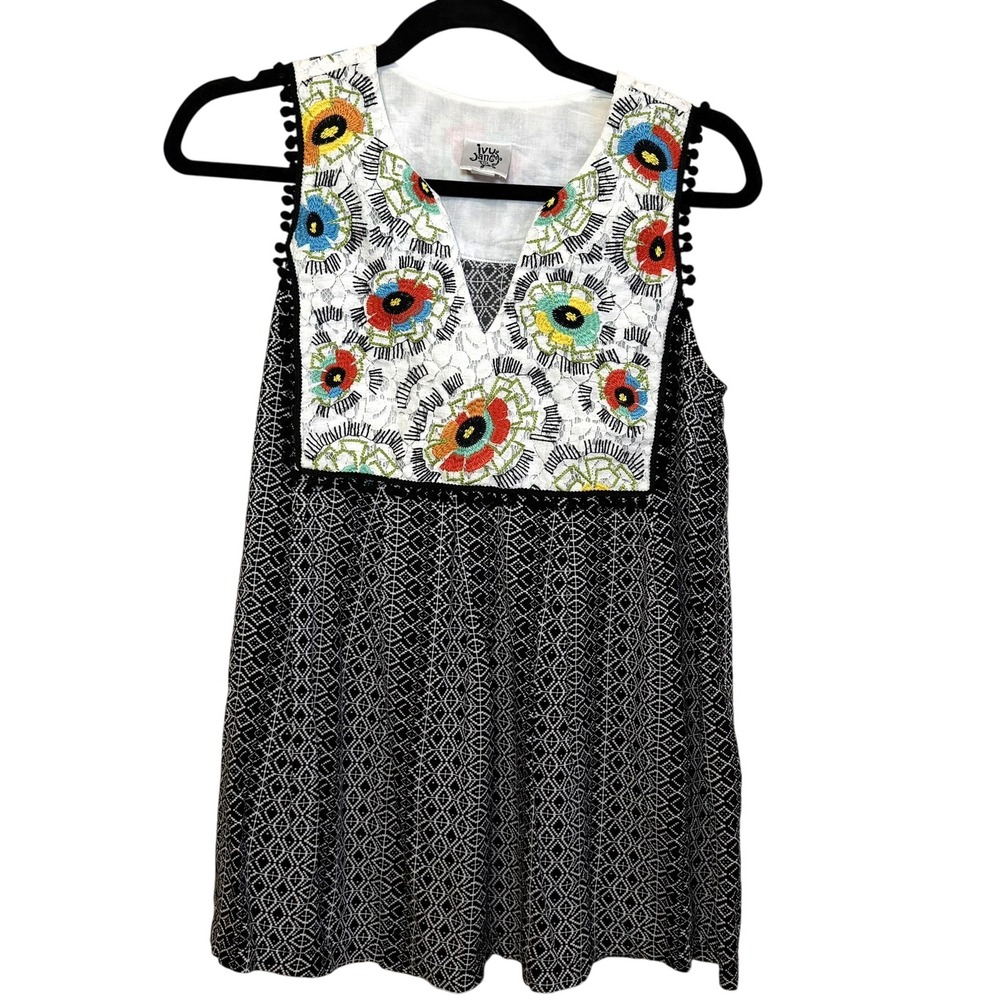 Ivy Jane Boho Sleeveless Tunic Embroidered Floral Pom Pom Small